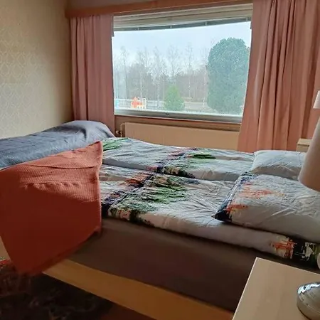 Apartment Iso Kolmio, Mahtavalla Jokinaekymaellae