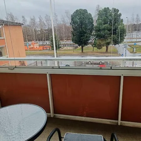 Iso Kolmio, Mahtavalla Jokinaekymaellae Appartement Joensuu
